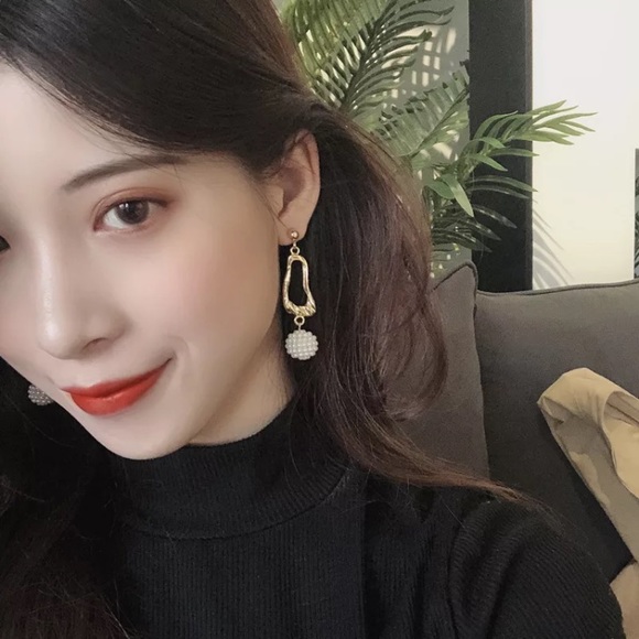 Gold Tone Faux Pearl Earrings - Picture 3 of 6